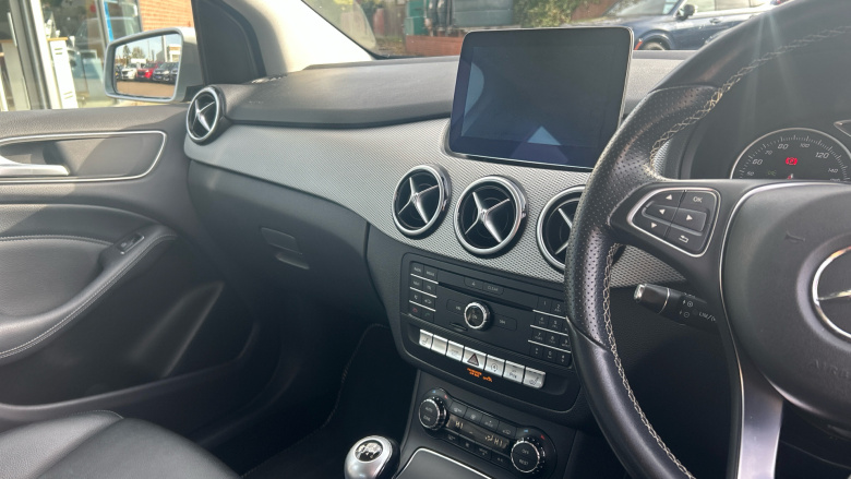 Mercedes-Benz B-Class B180d Sport Executive 5dr Diesel Hatchback